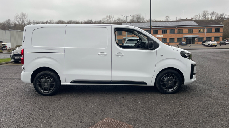 Vauxhall Vivaro L1 Diesel 1.5 Turbo D 120 Pro H1 Van